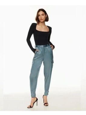 Aritzia Babaton Size 0 Refined Satin Cargo Pant - Blue
